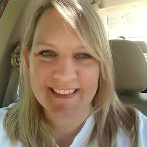 Meet your Posher, Adriane